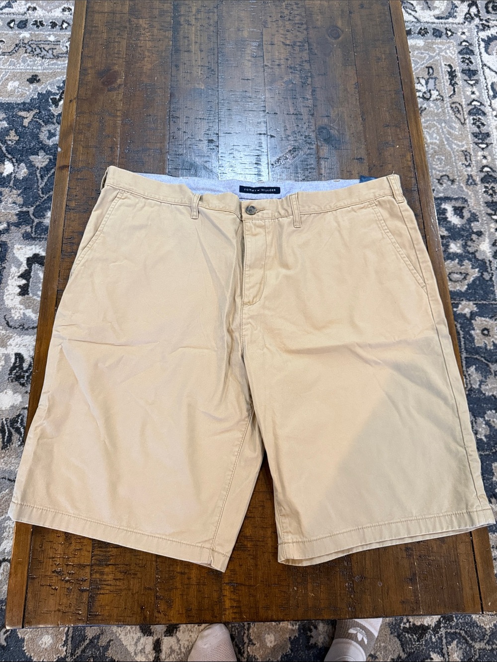 Tommy Hilfiger Men’s Khaki Flat Front Cotton Shorts